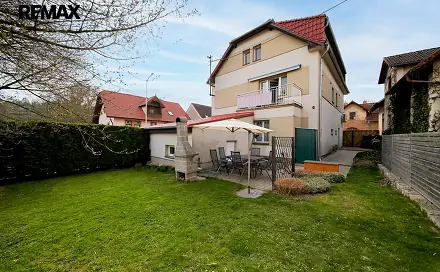 Prodej domu 220 m² s pozemkem 322 m², Bezručova, Mnichovice, okres Praha-východ