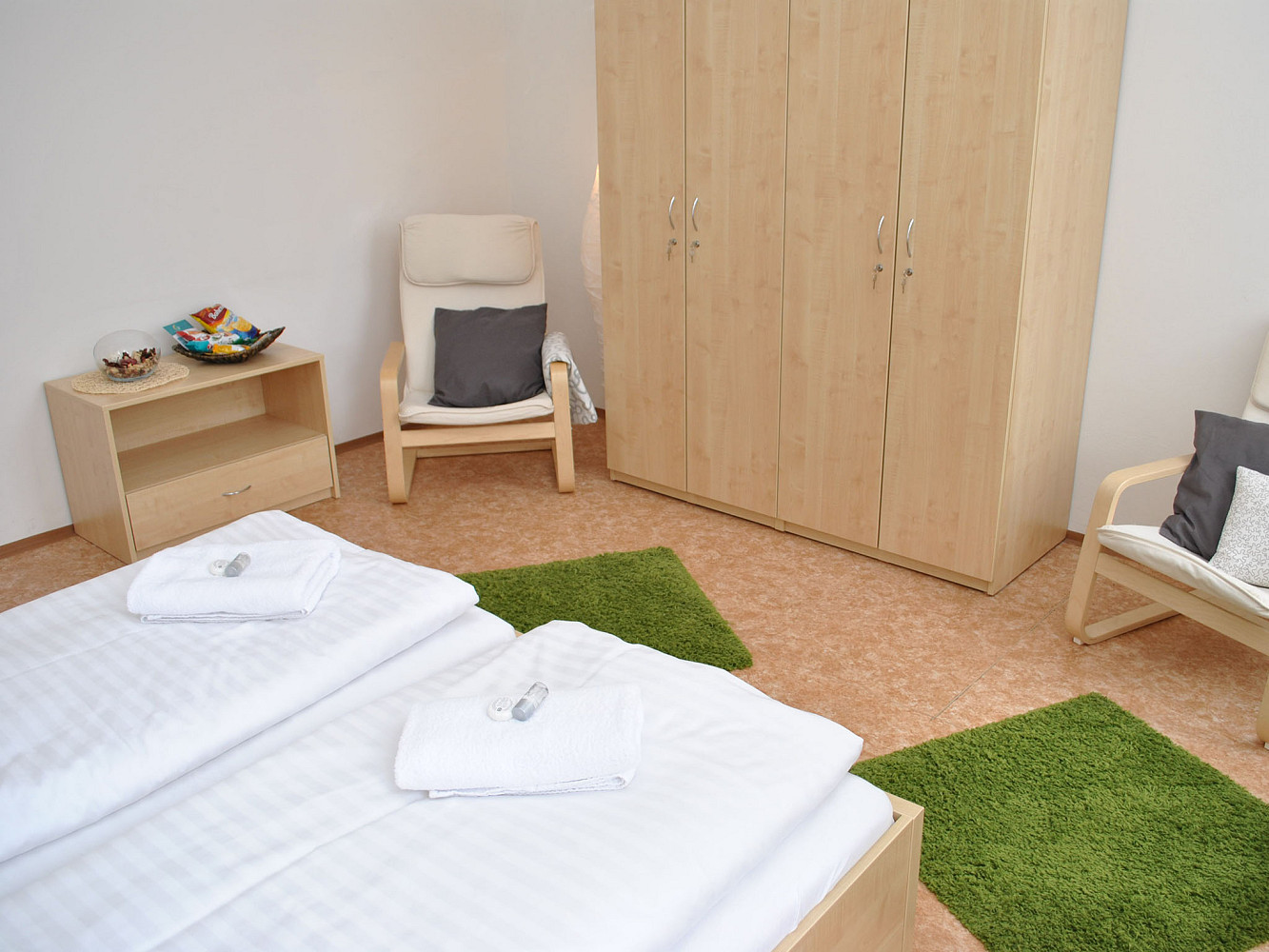 Pronájem pokoje 75 m² — photo 3