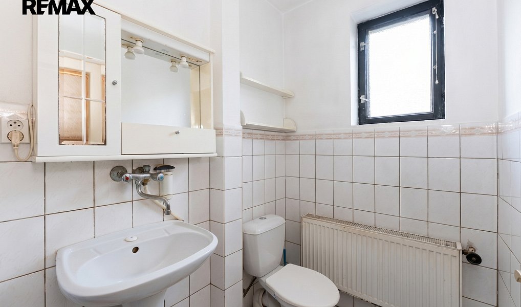 Prodej domu 225 m² s pozemkem 3 499 m², Litvínov – náhled fotky 27