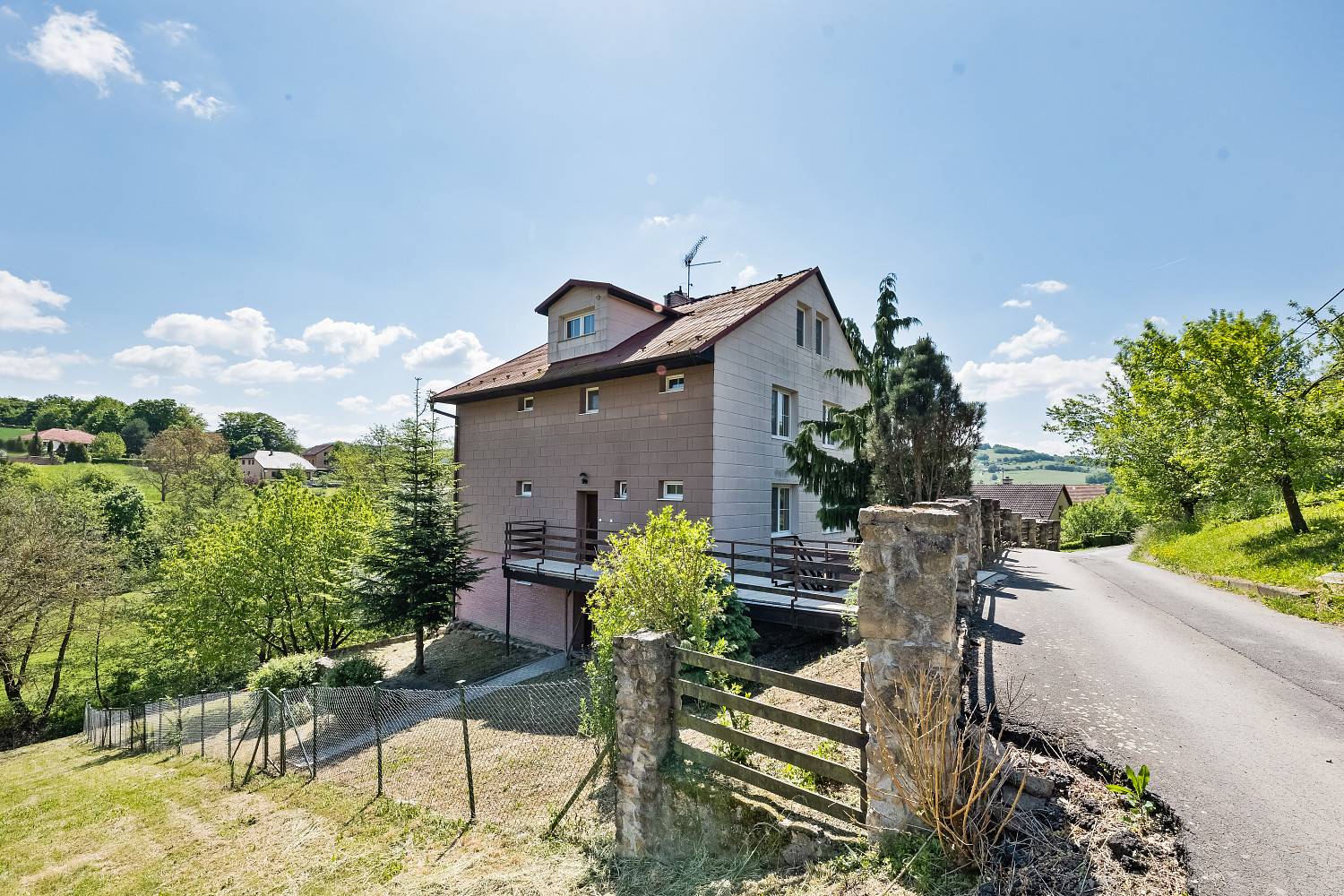 Prodej domu 395 m² – fotografie 3