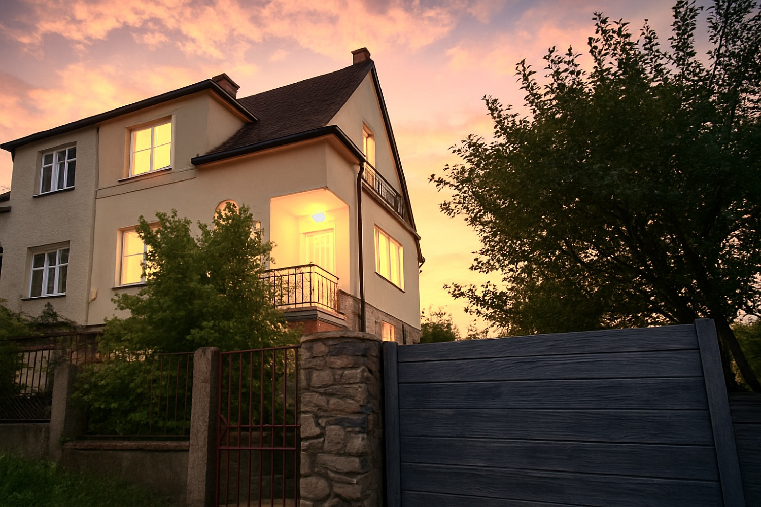 Prodej vily 100 m² s pozemkem 472 m²