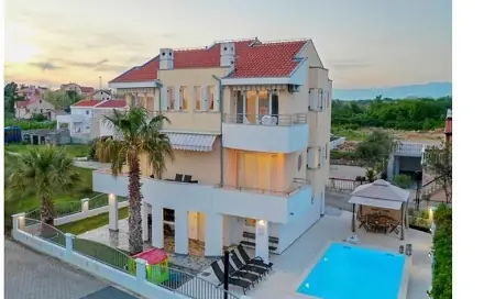 Prodej bytu atypického 270 m², Privlaka, Zadarska županija, San Marino
