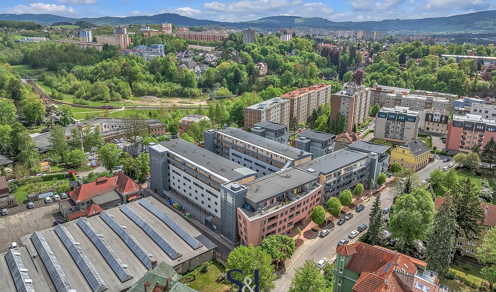 Prodej bytu 3+kk 70 m², Liberec – náhled fotky 27