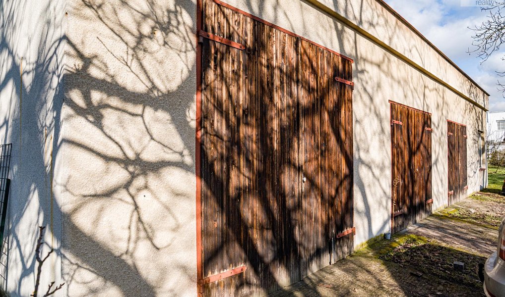 Prodej domu 291 m² s pozemkem 2 236 m², Dubí – náhled fotky 33