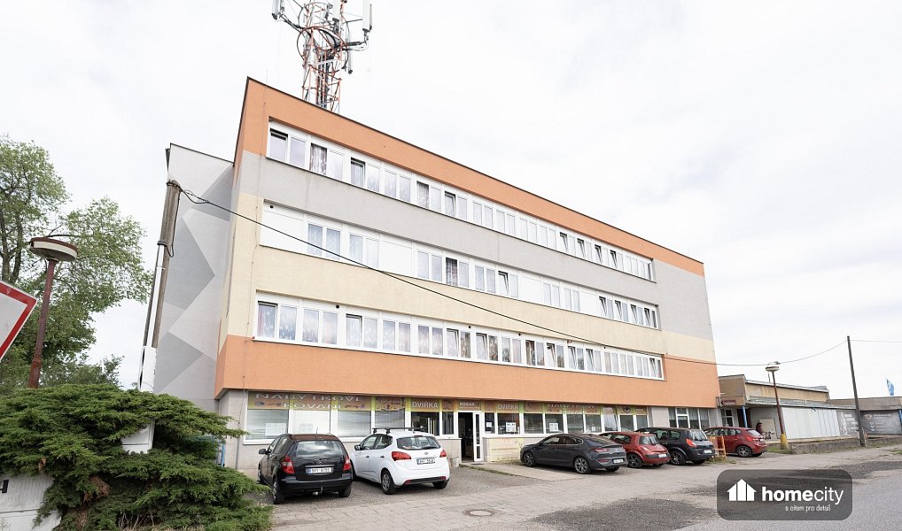 Prodej ubytovacího objektu 1 660 m², Hradec Králové – fotka 1 z 48