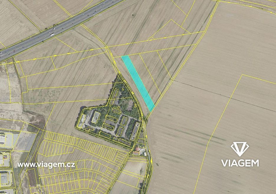 Prodej pole 3 800 m² – pohled 3