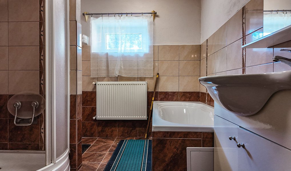 Prodej chaty/chalupy 104 m² s pozemkem 1 265 m², Rohozná – náhled fotky 11