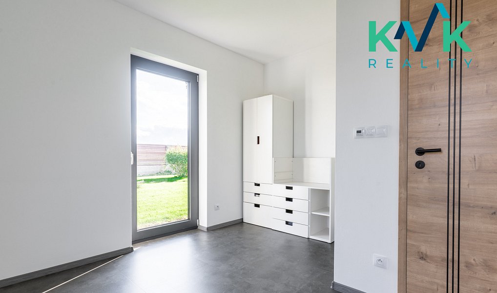 Prodej domu 228 m² s pozemkem 1 069 m², Hájek – náhled fotky 18