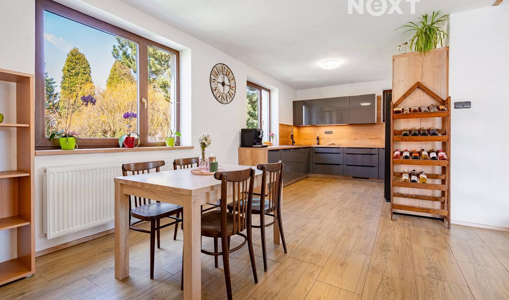 Prodej domu 171 m² s pozemkem 1 072 m², Dolní Bukovsko – náhled fotky 2