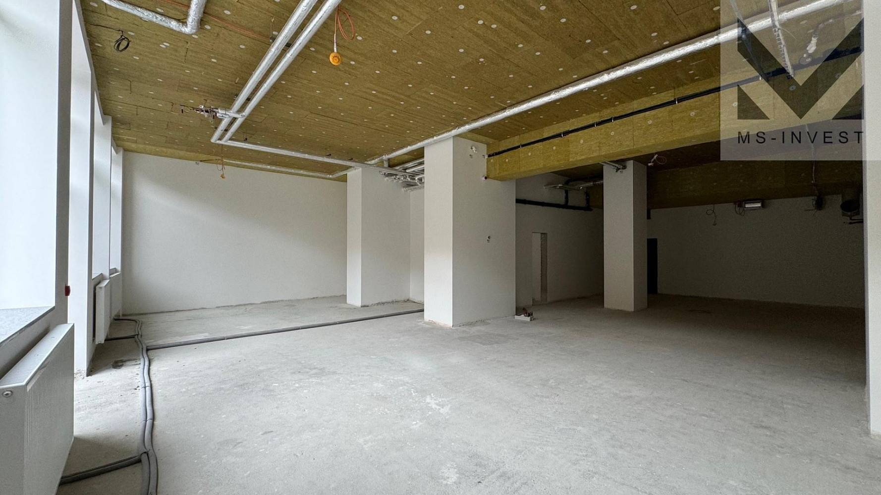 Prodej obchodních prostor 178 m² — photo 3