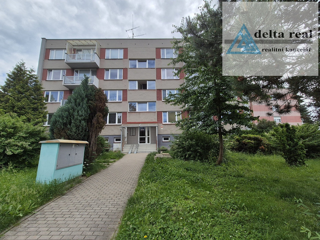 Prodej bytu 3+1 61 m² – pohled 3