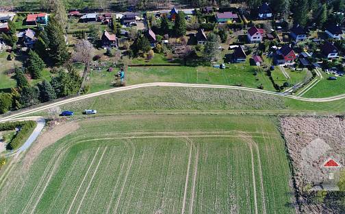 Prodej stavebního pozemku 2 436 m², Pucov, okres Třebíč