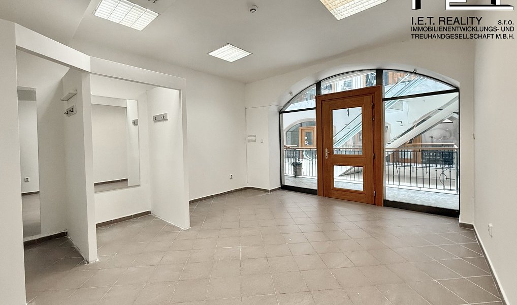 Pronájem obchodních prostor 25 m², Brno – fotka 1 z 9