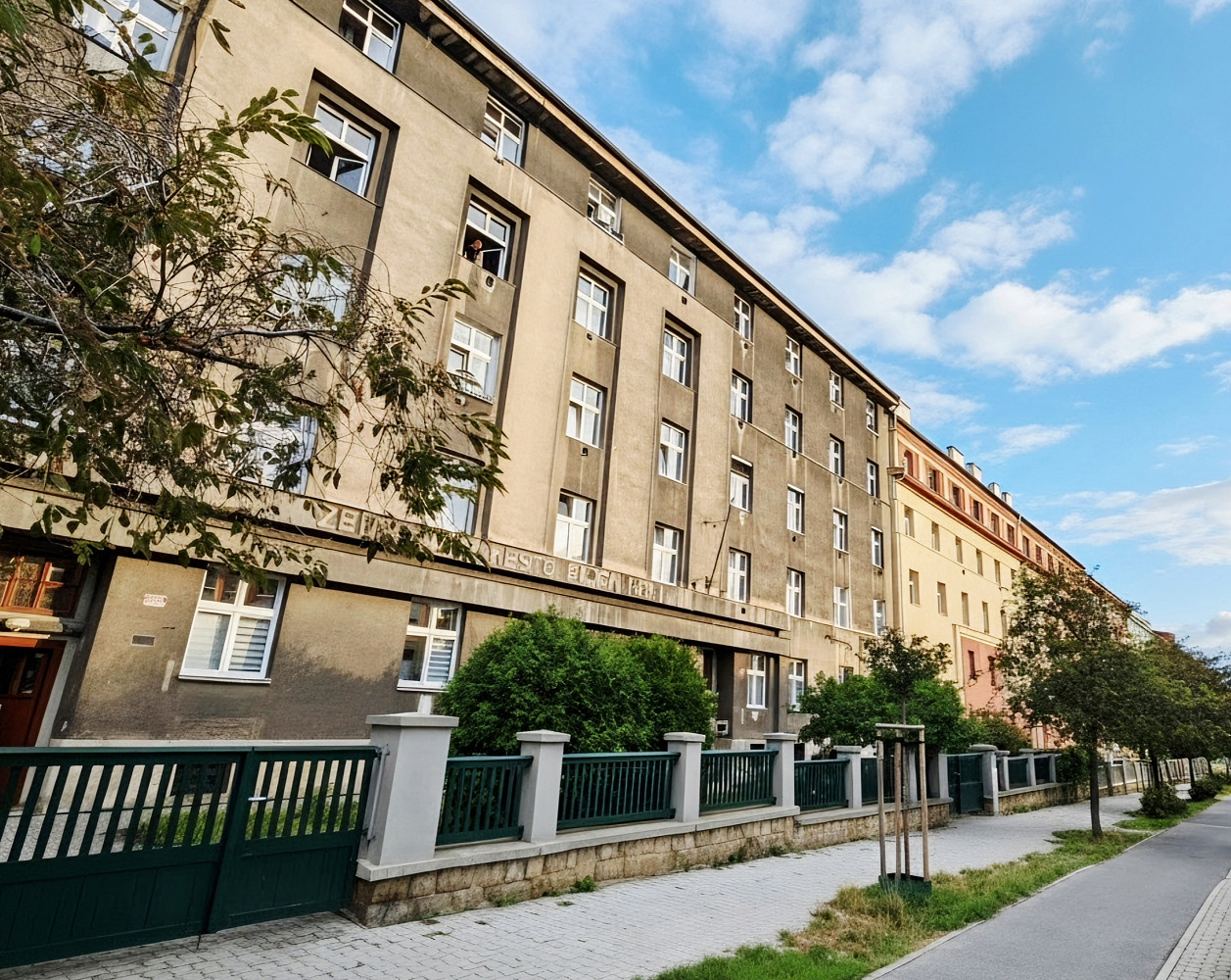 Pronájem bytu 1+kk 30 m²
