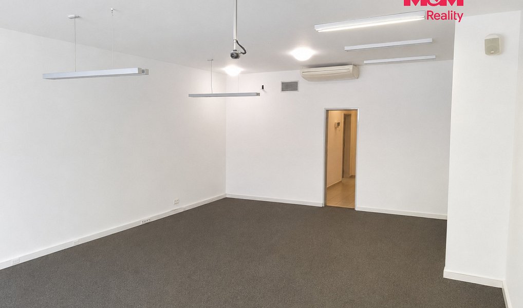 Pronájem kanceláře 90 m², Uhlířské Janovice – náhled fotky 4