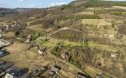 Prodej stavebního pozemku 9 019 m², Lázky, Vsetín