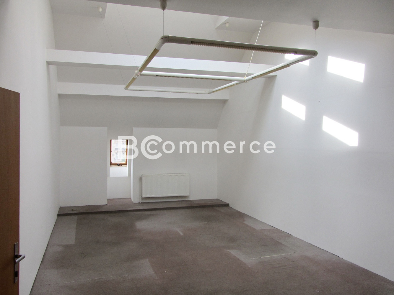 Pronájem kanceláře 61 m² – fotografie 5