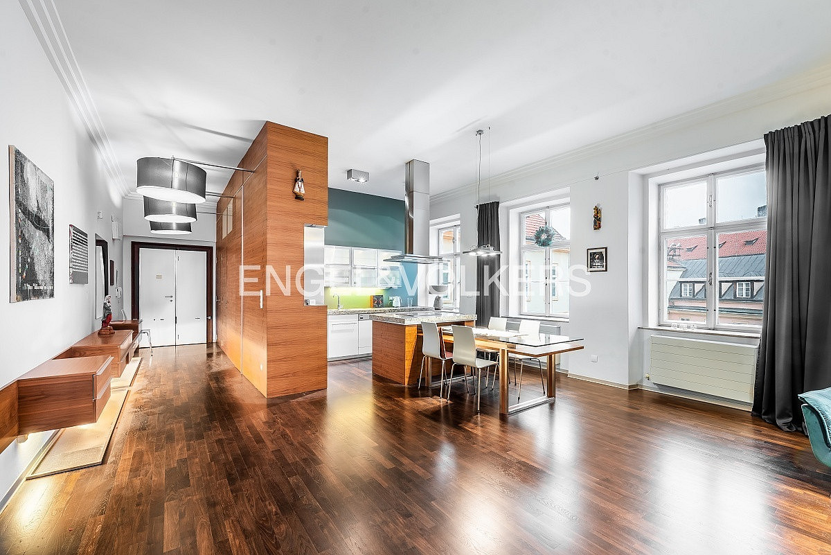 Pronájem bytu 2+kk 110 m² — photo 2