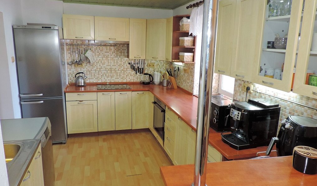 Prodej domu 250 m² s pozemkem 1 290 m², Peč – náhled fotky 15