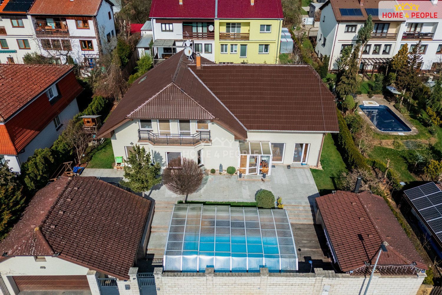 Prodej domu 395 m² s pozemkem 725 m²