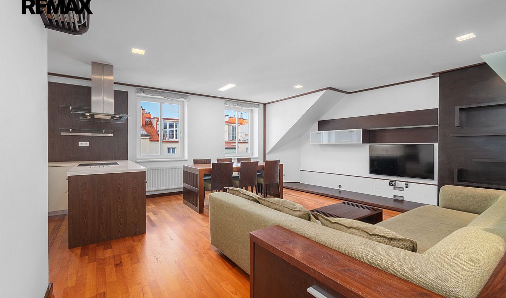 Prodej bytu 3+kk 107 m², Praha – náhled fotky 2