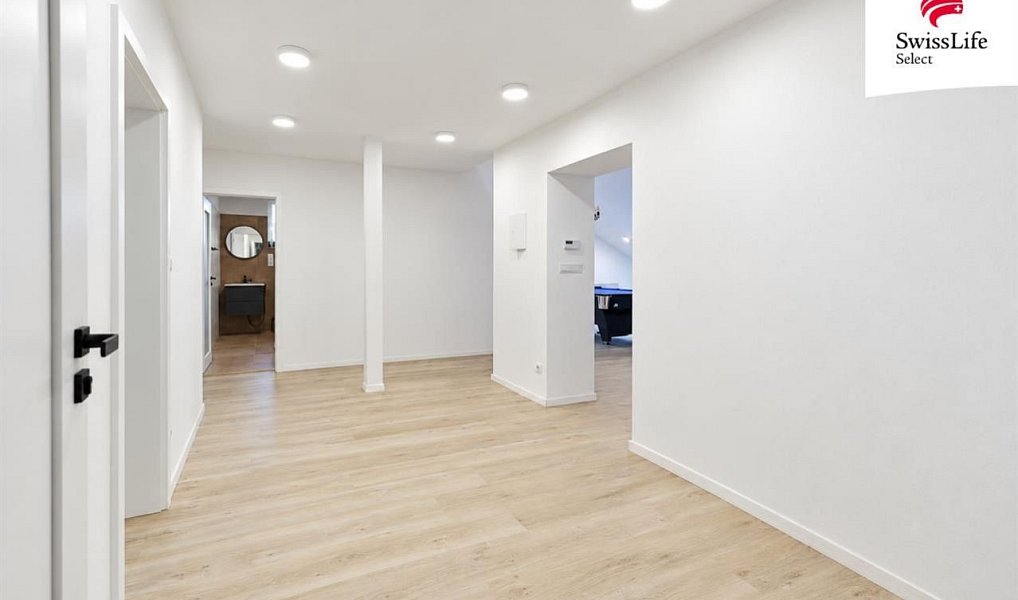 Prodej domu 290 m² s pozemkem 991 m², Znojmo – náhled fotky 16