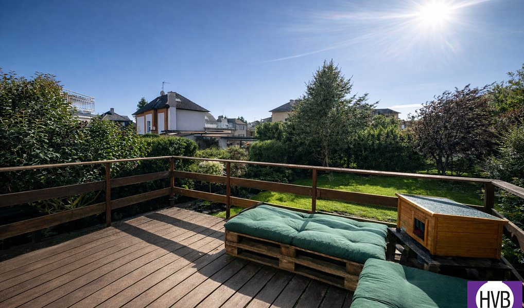 Pronájem domu 174 m² s pozemkem 404 m², Úvaly – náhled fotky 3