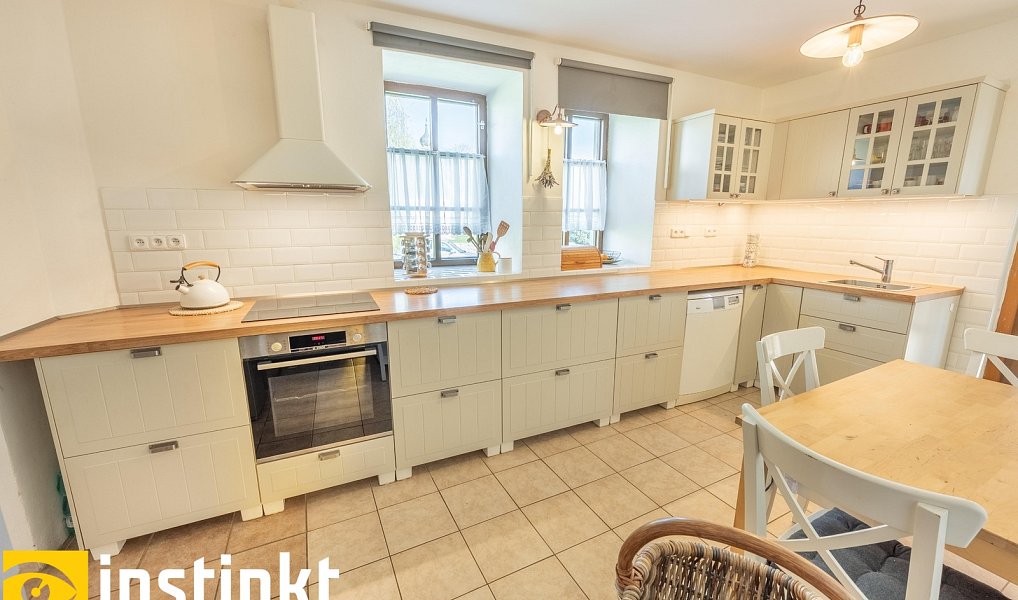 Prodej domu 180 m² s pozemkem 1 718 m², Bušanovice – náhled fotky 11