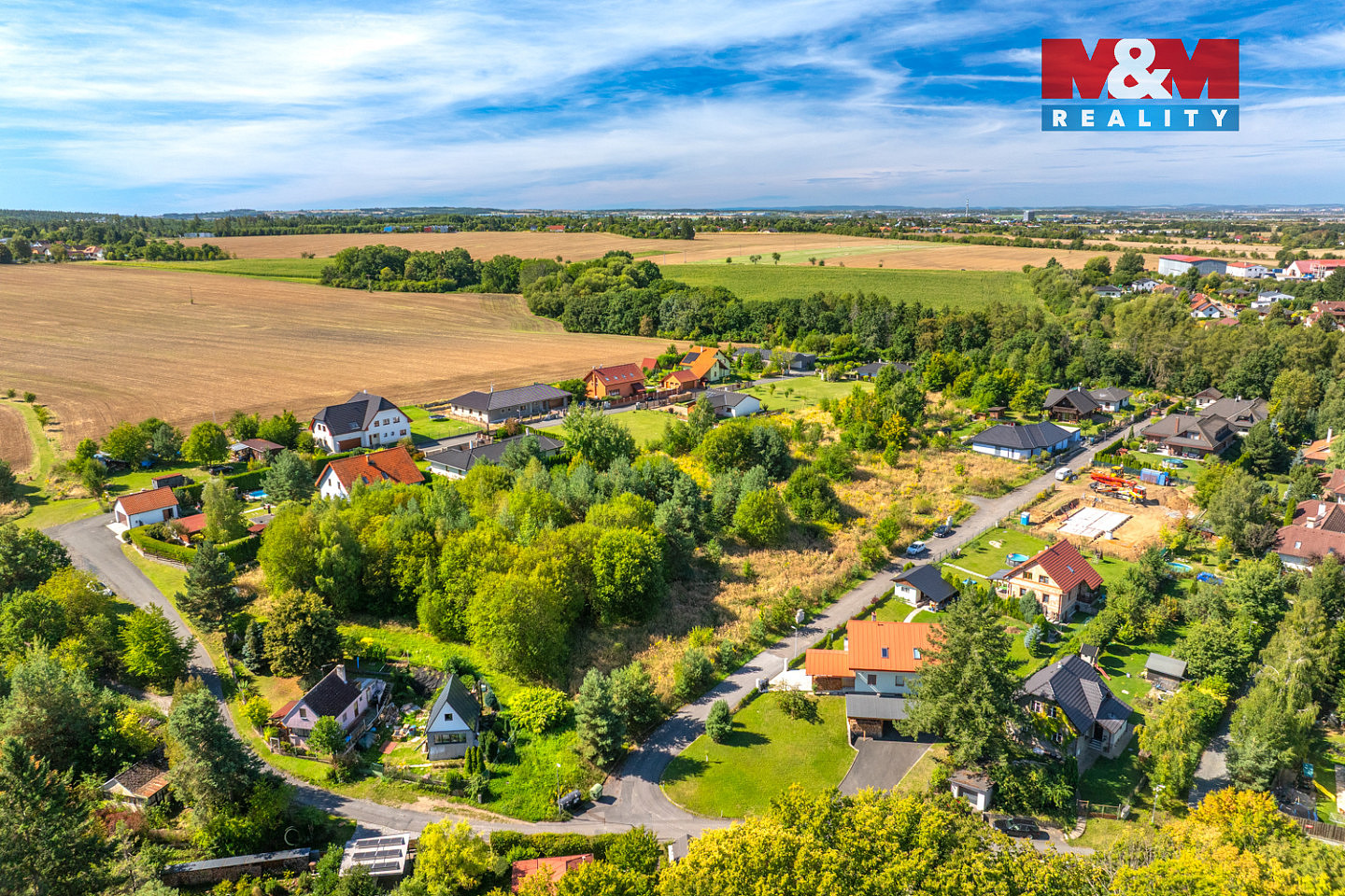 Prodej stavebního pozemku 1 002 m² – pohled 5