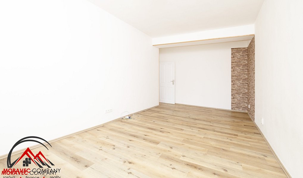 Pronájem bytu 3+1 72 m², Krnov – náhled fotky 5