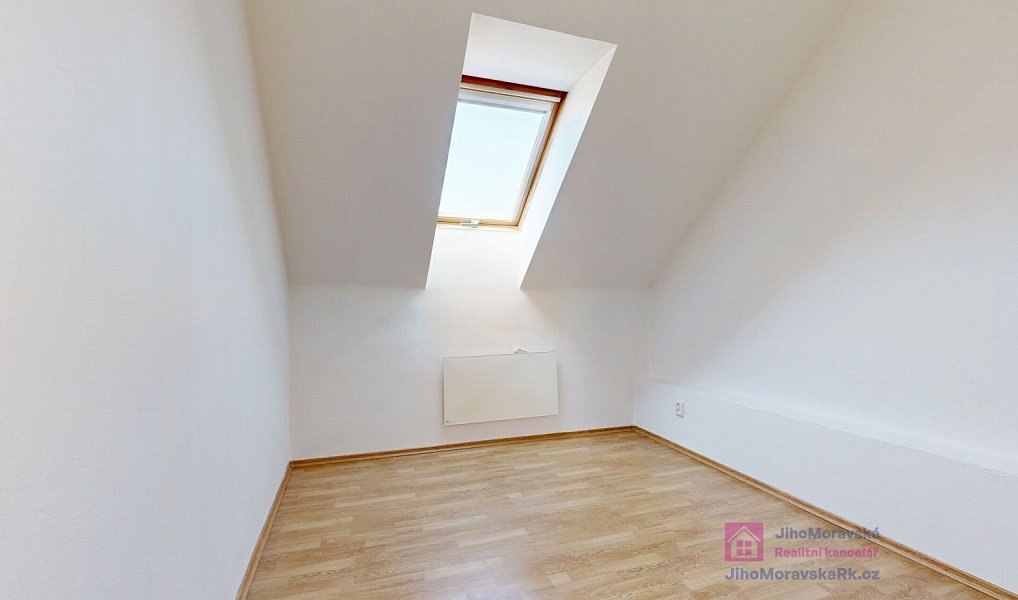 Prodej domu 188 m² s pozemkem 135 m², Hodonín – náhled fotky 16