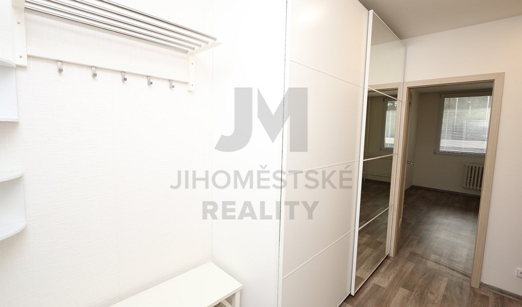 Prodej bytu 2+kk 49 m², Praha – náhled fotky 9