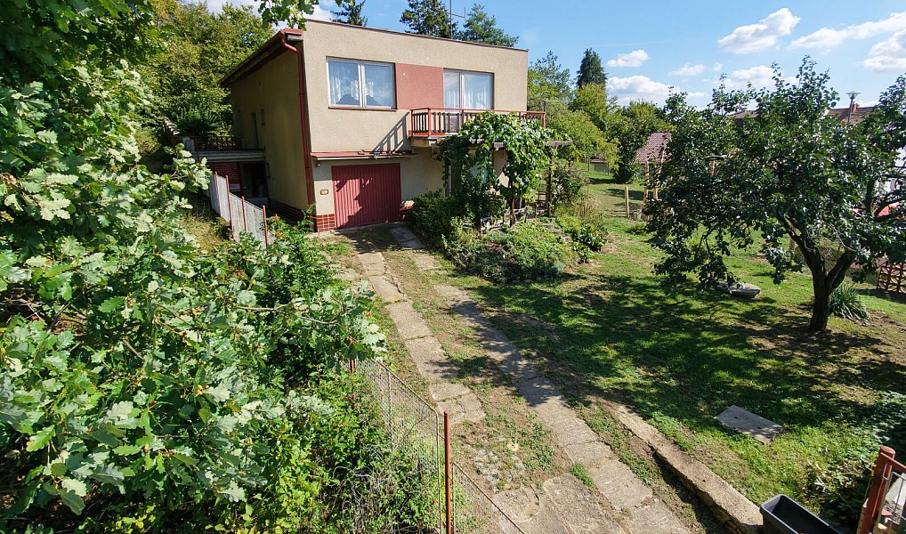 Prodej domu 180 m² s pozemkem 601 m², Vranov – náhled fotky 2