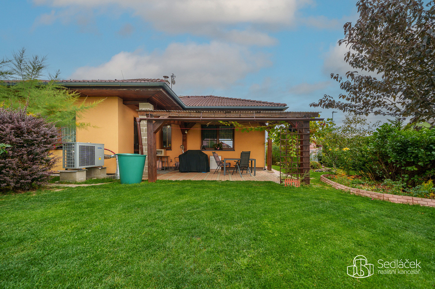 Prodej domu 100 m² s pozemkem 1 272 m² – fotografie 3
