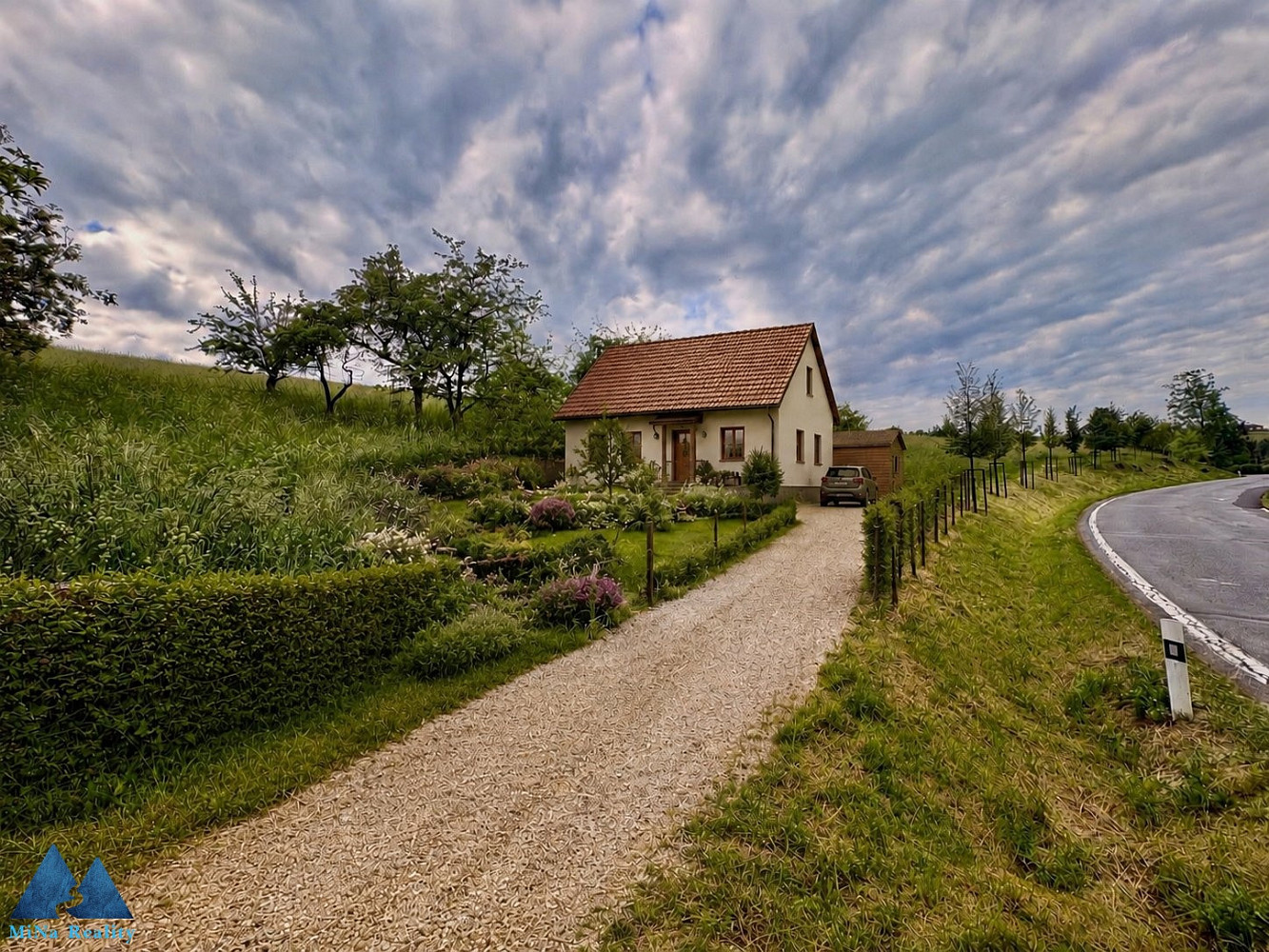 Prodej stavebního pozemku 1 680 m²