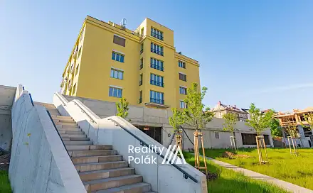 Pronájem bytu 1+kk 37 m²