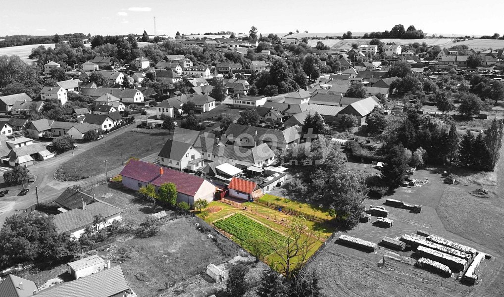 Prodej domu 310 m² s pozemkem 2 061 m², Kamenice – náhled fotky 7