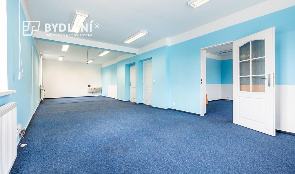 Prodej kanceláře 320 m², Bílina – náhled fotky 2