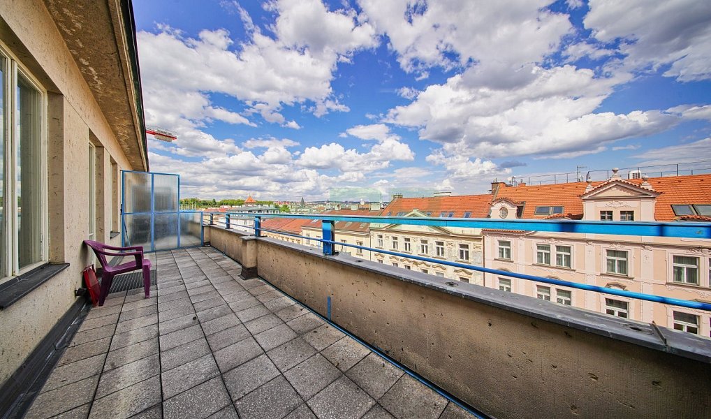 Prodej bytu 2+1 91 m², Praha – náhled fotky 3