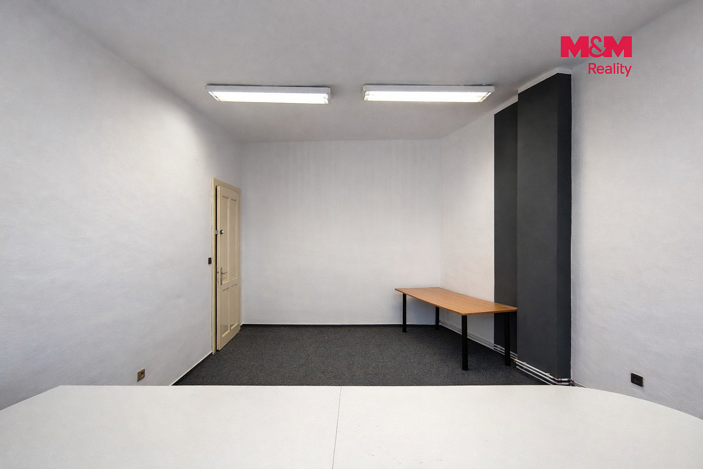 Pronájem kanceláře 27 m² – fotografie 3