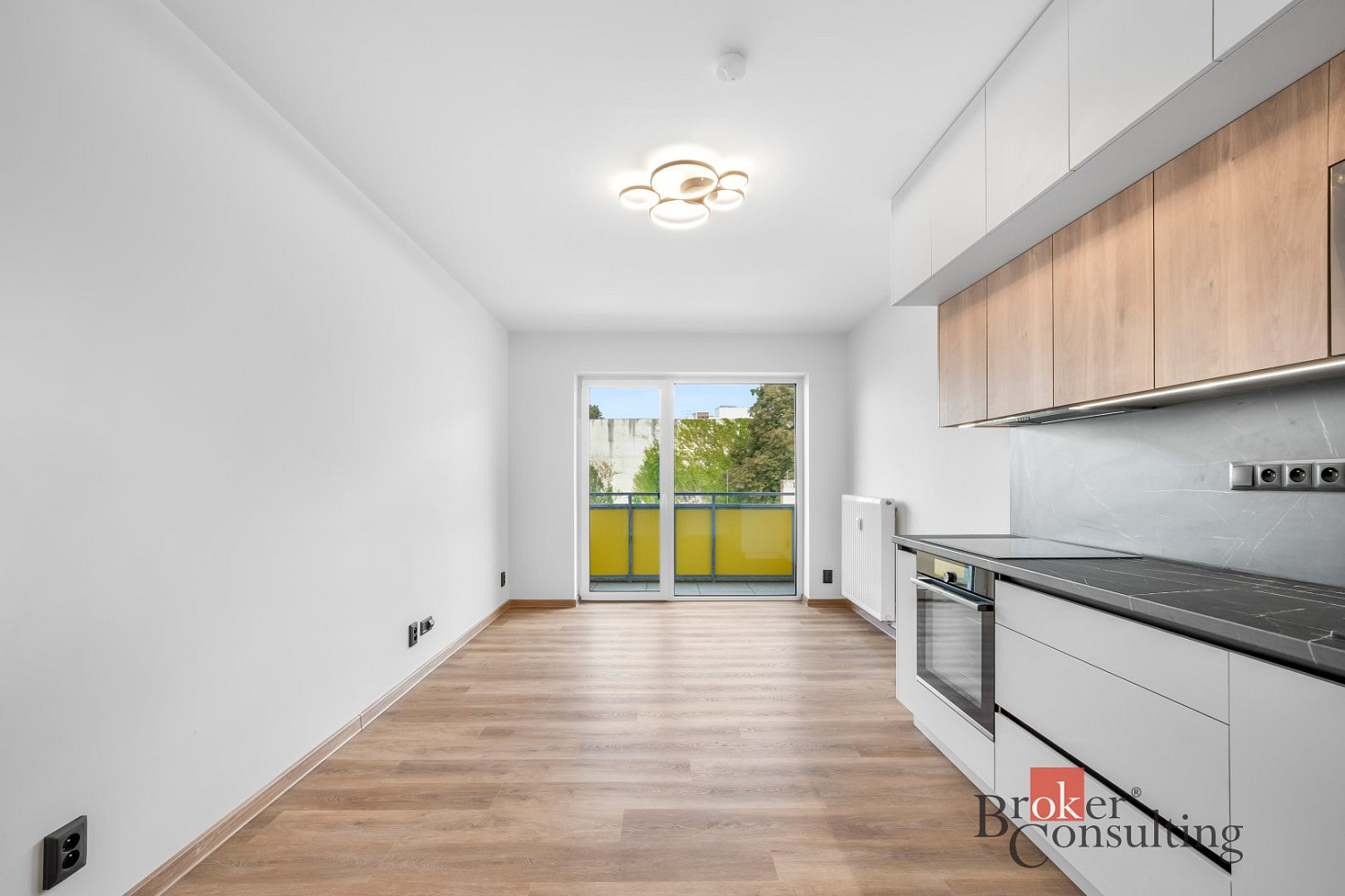 Pronájem bytu 2+kk 45 m² – fotografie 4