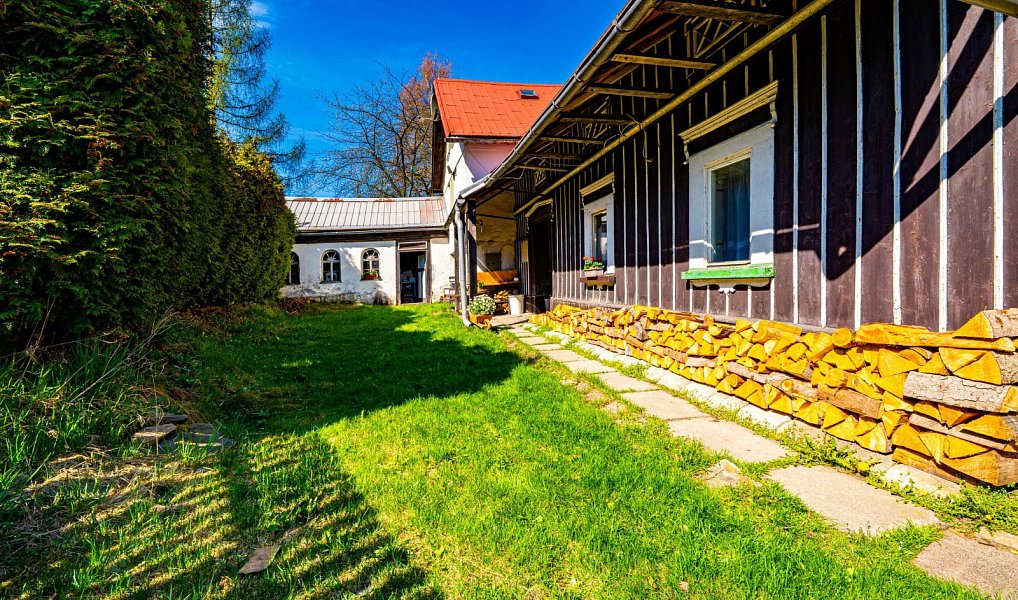 Prodej chaty/chalupy 190 m² s pozemkem 1 100 m², Držkov – náhled fotky 40