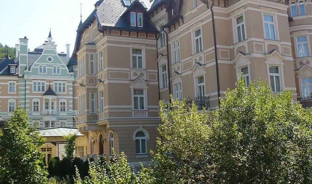 Prodej bytu 4+kk 94 m², Karlovy Vary – náhled fotky 3