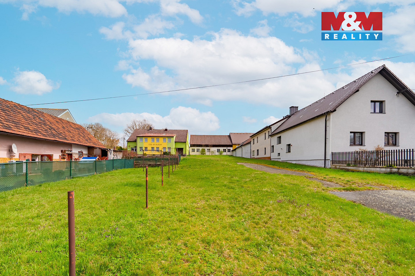 Prodej stavebního pozemku 1 374 m² — photo 3