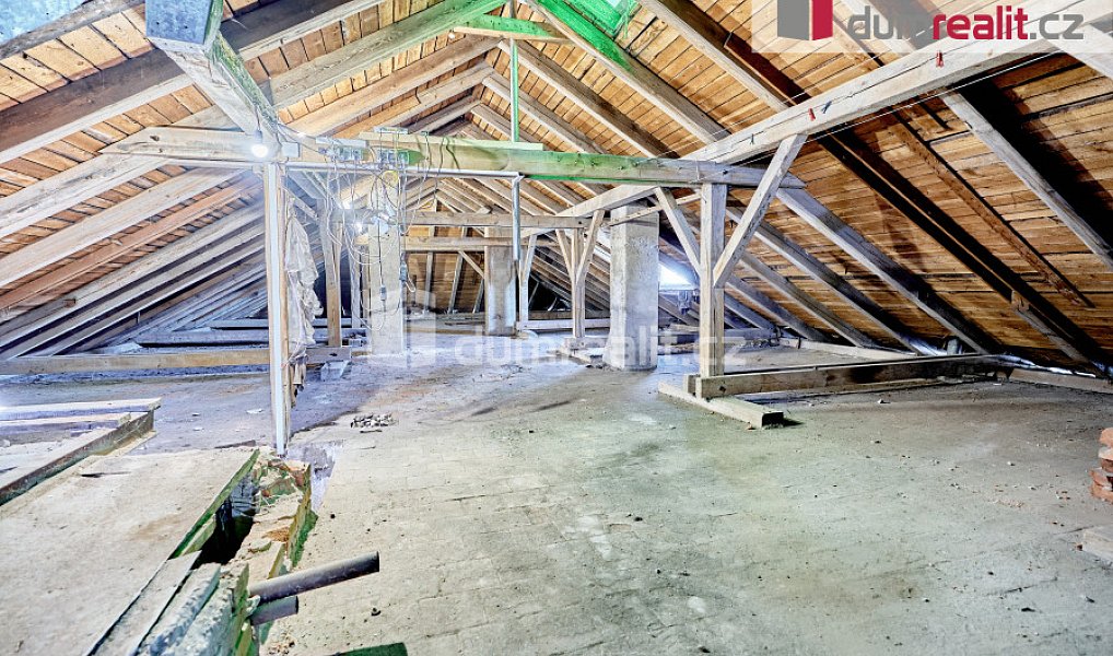 Prodej výrobních prostor 2 500 m², Štědrá – náhled fotky 23