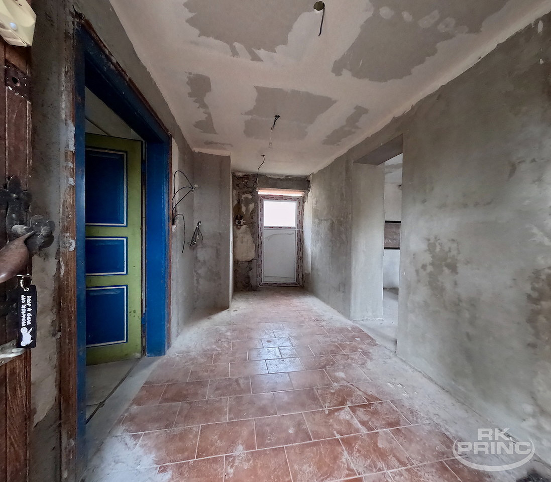 Prodej domu 200 m² s pozemkem 429 m² – fotografie 2