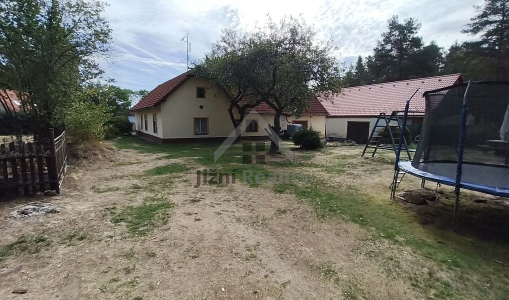 Prodej domu 250 m² s pozemkem 2 252 m², Suchdol nad Lužnicí – náhled fotky 15