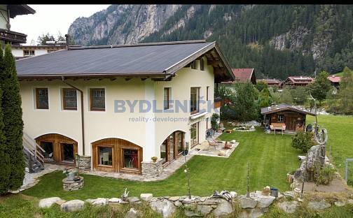 Prodej domu 550 m² s pozemkem 751 m², Mayrhofen, Österreich, Rakousko