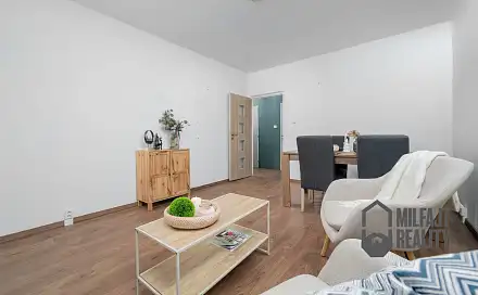 Pronájem bytu 2+1 55 m², Jižní, Česká Lípa