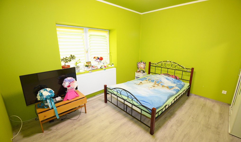 Prodej domu 104 m² s pozemkem 939 m², Tachov – náhled fotky 2